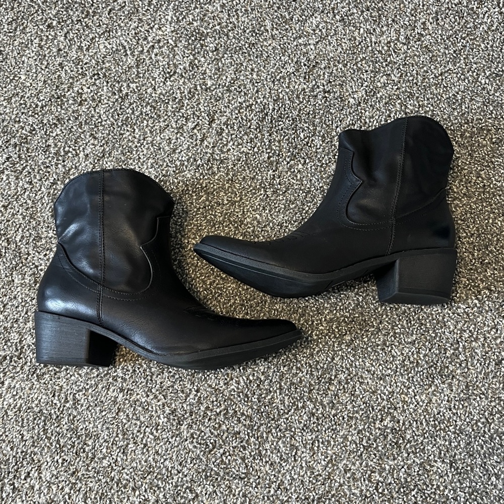 MIA Black Cowboy Ankle Booties Size 10 - Picture 6 of 10